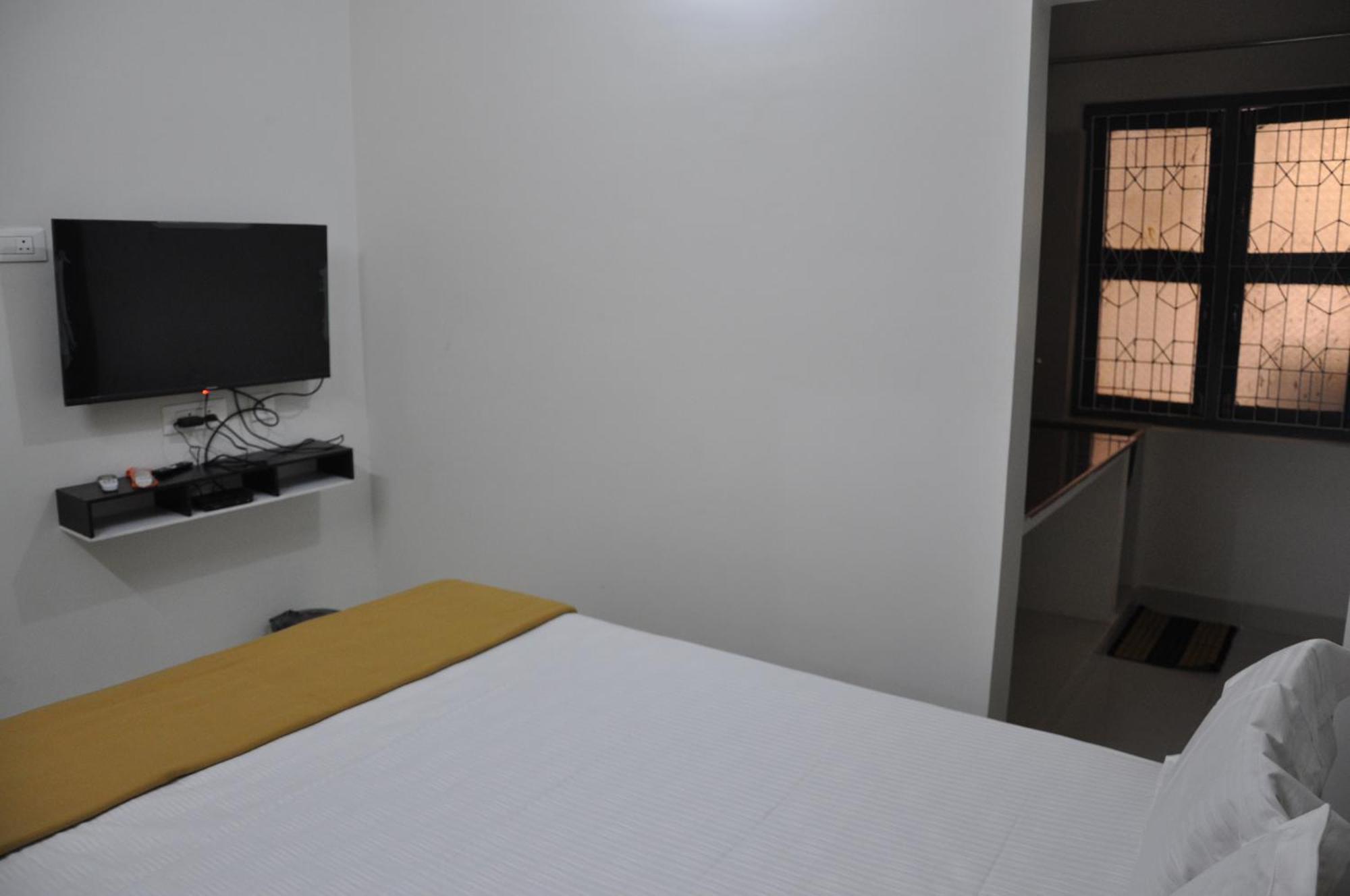 Alaya Rooms Tiruchirappalli Exterior photo