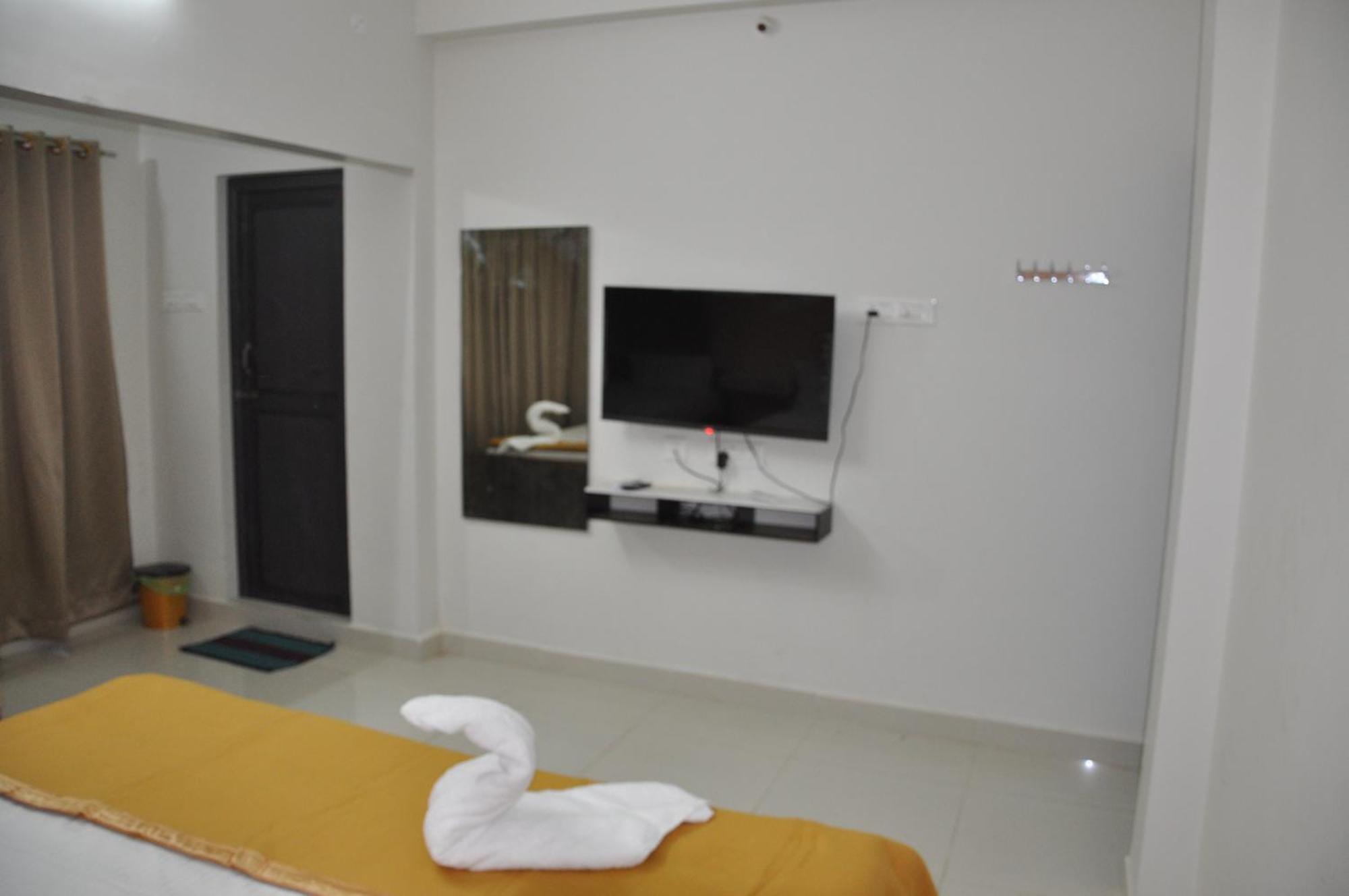 Alaya Rooms Tiruchirappalli Exterior photo
